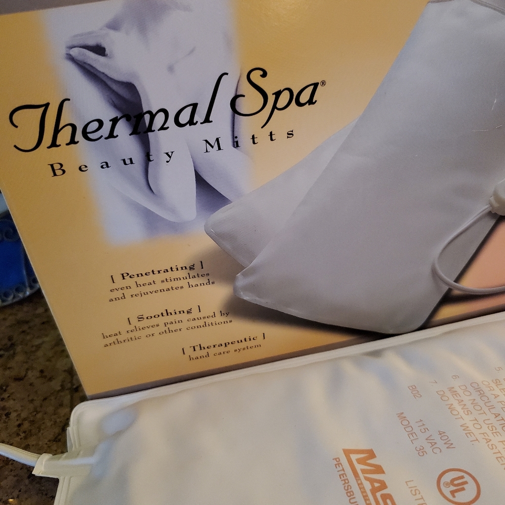 Mastex Brand. Thermal Spa, Beauty Mitts. Professional Heated Beauty Hand Mitts.